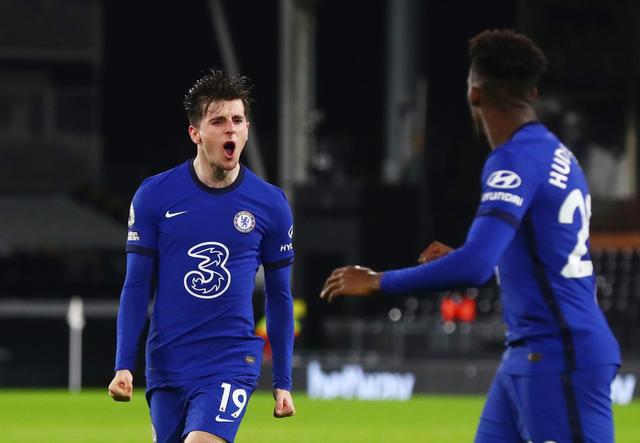 詹姆斯晒与布朗尼打高尔夫：与儿子共度美好时光如今尤为珍贵